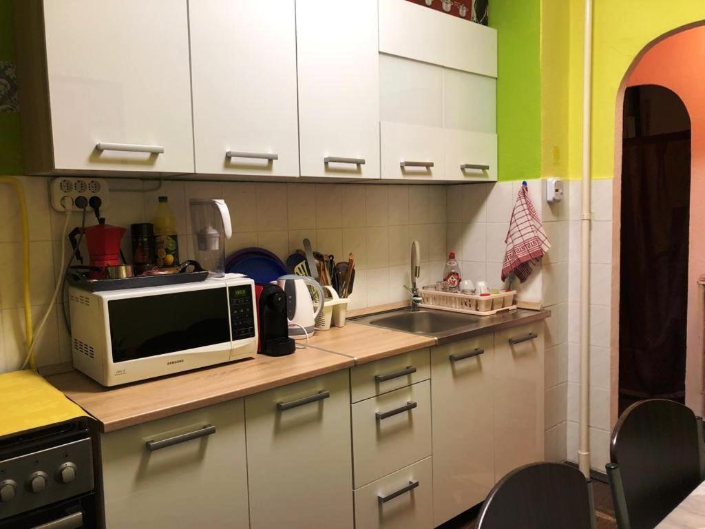 Lilla vendéglakás Zalaegerszeg szívében Appartamento Esterno foto